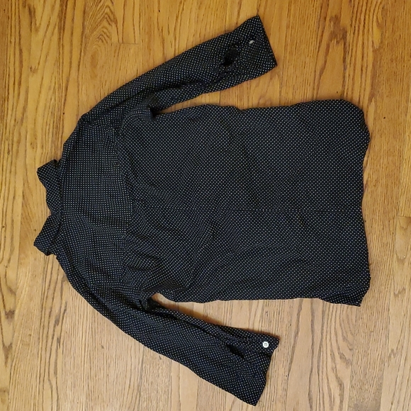 Roxy polka dot button down shirt, size small - Picture 6 of 6